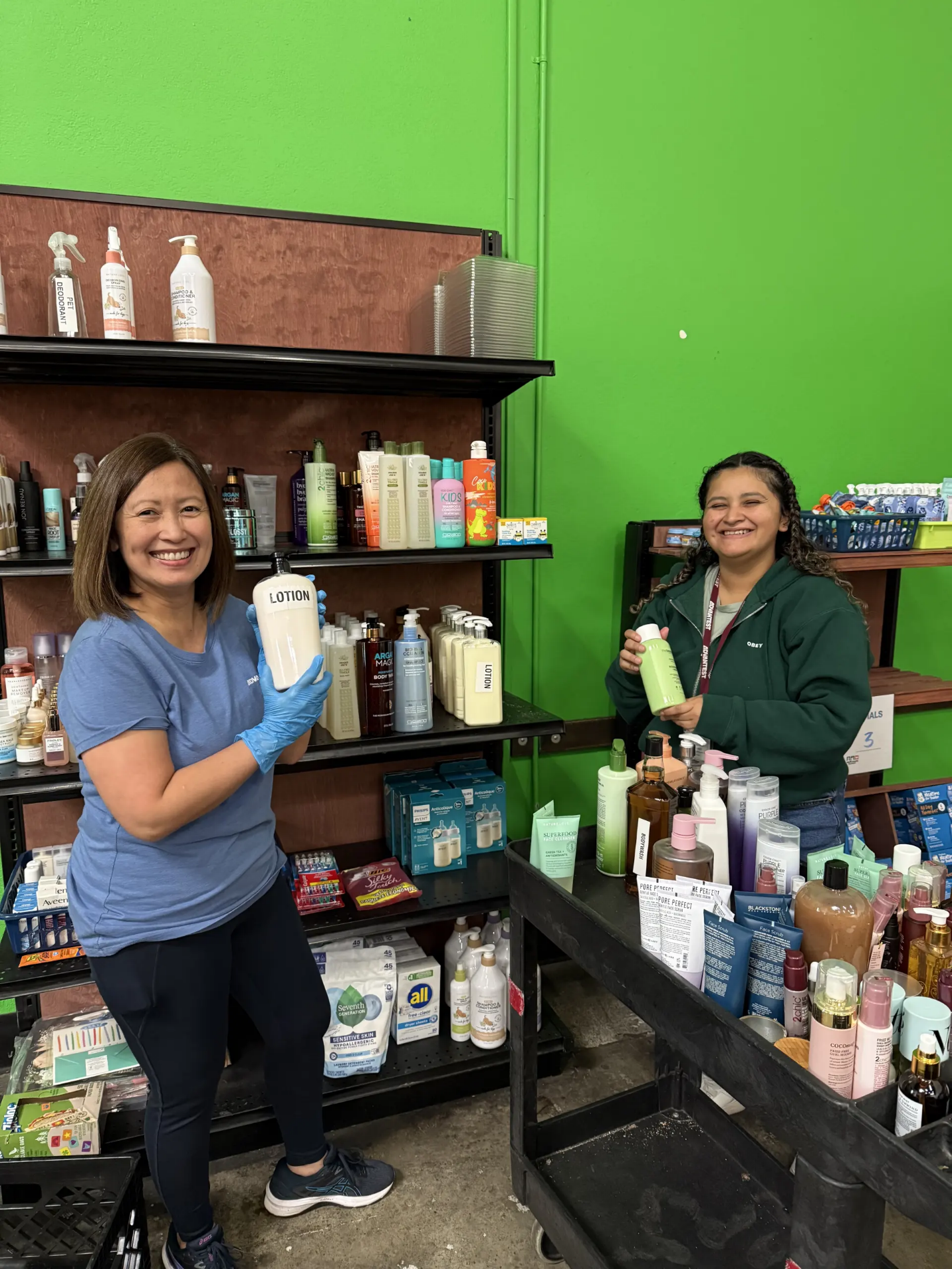 ATS volunteers at food bank